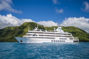 Dive Fiji by Liveaboard – MV Reef Endeavour  [Video]