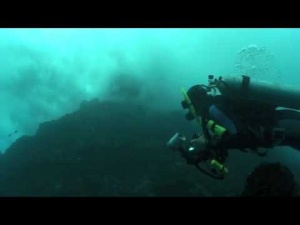 Scuba Diver Sucked Into Vortex of Currents( video)