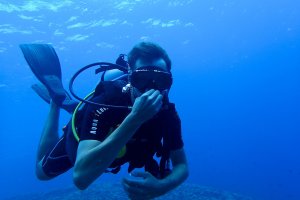 Love Scuba Diving? Keep it Alive!