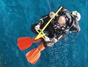 Diver’s Lift Chair for Entry and Seated Safety Stops