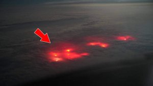Mysterious Lights In The Pacific Ocean – Fishing Boats, Perhaps?